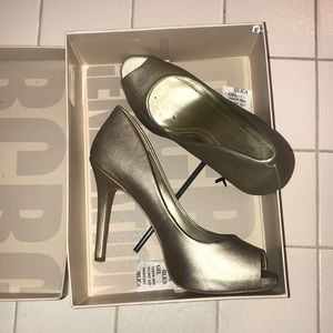 BCBG heel